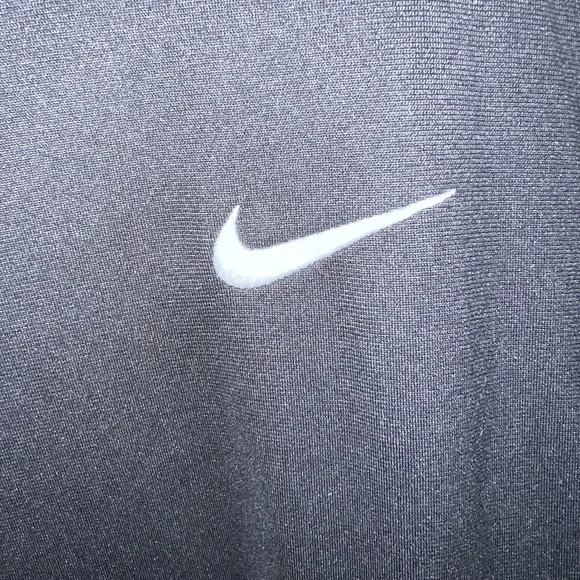 Nike Men's Black Dri-FIT Performance 1/4 Zip
Pullover XXL - Picture 3 of 6